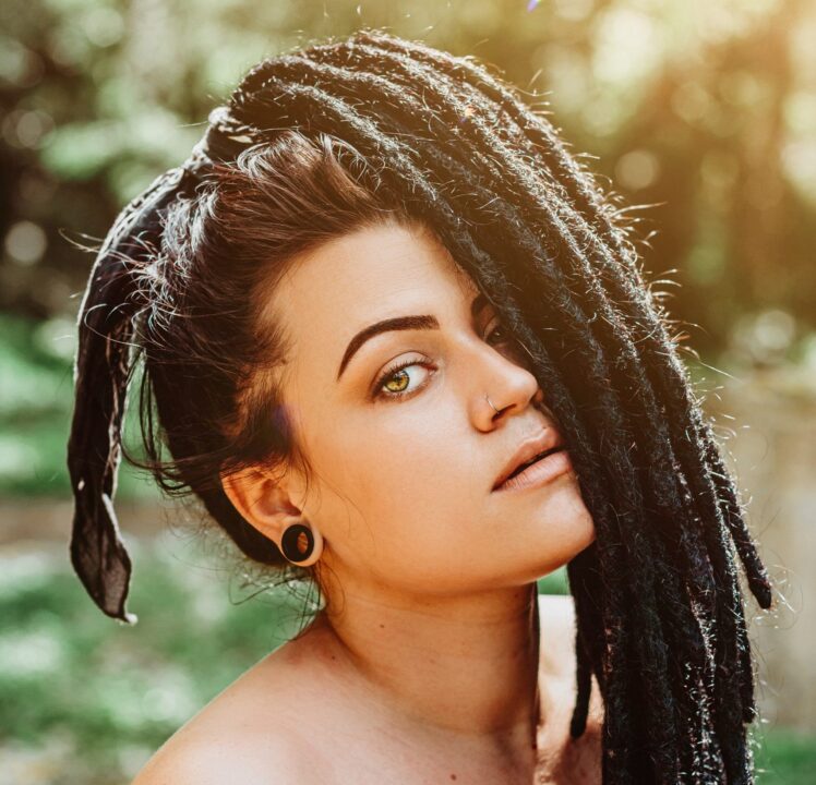 Spotify Episode Embedded With Ease [Listen]